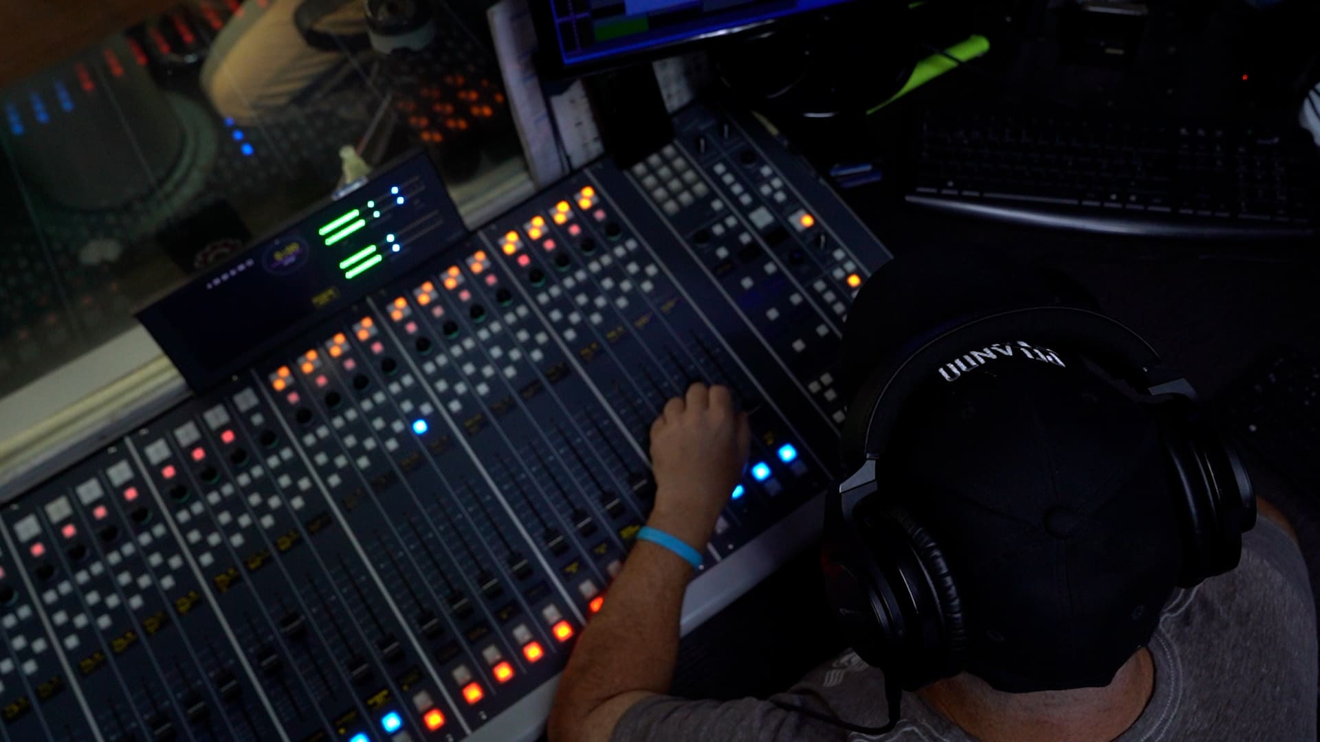 IMAGEN03_JB_REPRETEL